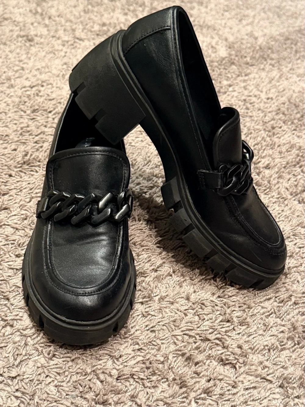 Madden Girl Black Chunky Chain Loafers